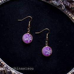 樹脂藝術雪花圓形耳環&lt;紫色&gt; 第10張的照片