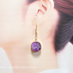 樹脂藝術雪花圓形耳環&lt;紫色&gt; 第4張的照片
