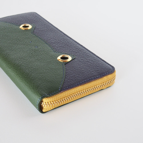 レザー 長財布 モスグリーンカエルさんの手