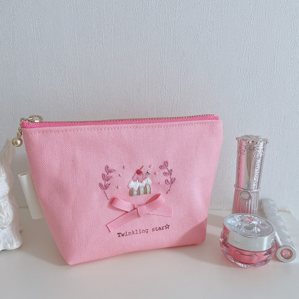 再販♡カップケーキ刺繍♡ポーチ(ピンク) 5枚目の画像