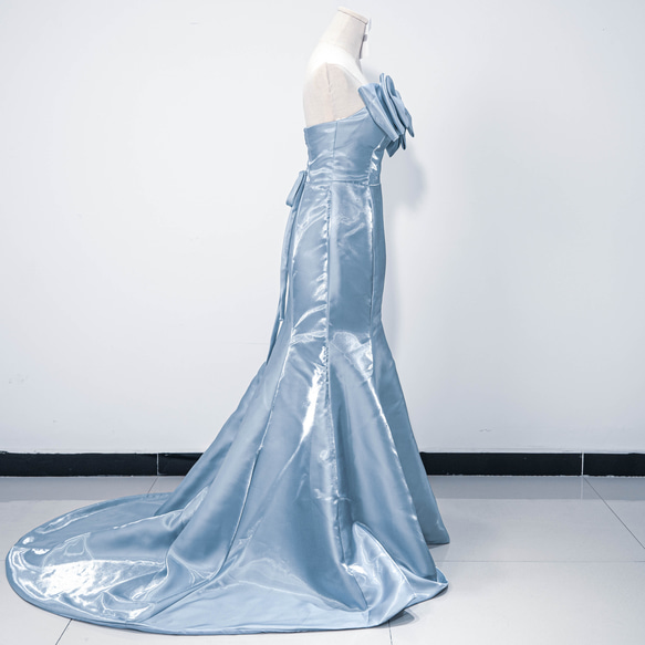 花嫁 美しい胸元のリボン  青色 カラードレス    ロングトレーン ソフトマーメイドラインパーティー 演奏会G089 5枚目の画像