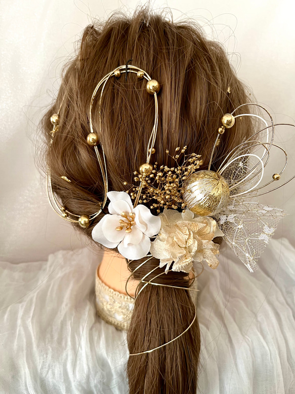 送料無料》ゴールド×ホワイト系 水引飾りの髪飾り⌘卒業式 成人式 和装