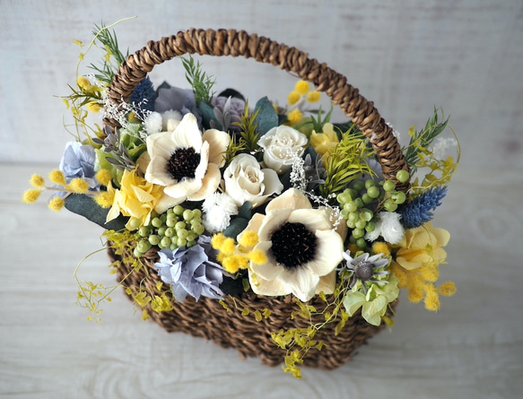 感謝の気持ちを伝える Flower basket pine flower -mimosa- 2枚目の画像