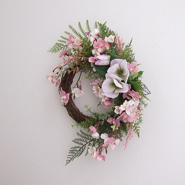 しだれ桜・クリスマスローズ入り春リース 造花 アーティフィシャルフラワー cmwh101 しだれ桜・クリスマスローズ入り春リース 造花 アーティフィシャルフラワー cmwh101