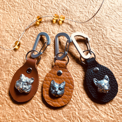 カメレオン 黒檀・縞（木材）ピューター（金属）キーホルダーや置物