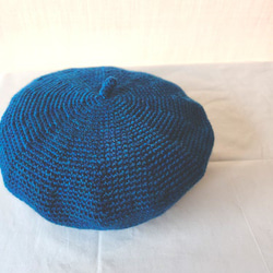 小さめのベレー帽　手編みクロッシェのベレー帽　56cm 2枚目の画像