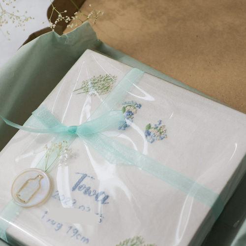 天使ママ・パパへ】お空の赤ちゃんの足型・手型刺繍/死産でお別れした  