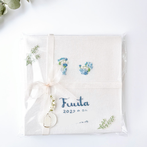 天使ママ・パパへ】お空の赤ちゃんの足型・手型刺繍/死産でお別れした  