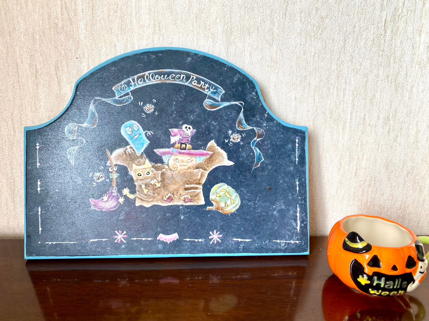 【トールペイント】ち手描きハロウィンプレート トールペイント：ハロウィンプレート 魔女 かぼちゃ 秋 壁掛け