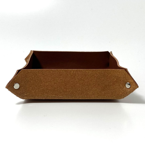送料無料 レザートレイ 小物入れ 革 かわいい 牛革 本革 手作り ヌメ革