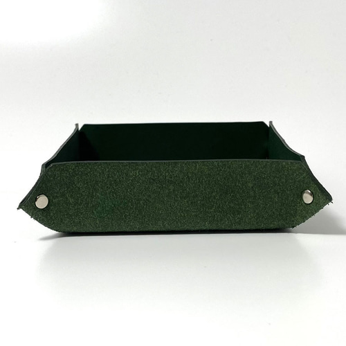 送料無料 レザートレイ 小物入れ 革 かわいい 牛革 本革 手作り ヌメ革