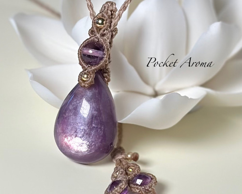 レピドライトと4種類の天然石のマクラメネックレス レピドライトと4種類の天然石のマクラメネックレス レピドライトと4