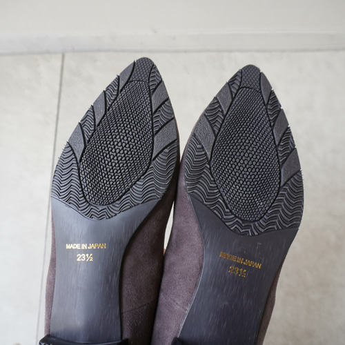 セール☆23、23.5cmのみ☆日本製 本革 スエードフラットシューズ