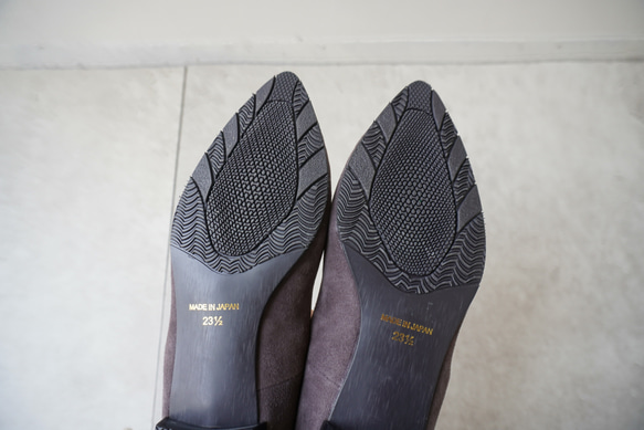 23、僅23.5cm★日本製 真皮麂皮平底鞋 尖頭低跟 第9張的照片