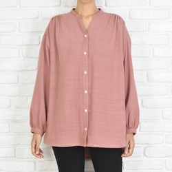 再販　コットン素材のスキッパーシャツ　ピンク 1枚目の画像