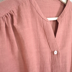 再販　コットン素材のスキッパーシャツ　ピンク 9枚目の画像