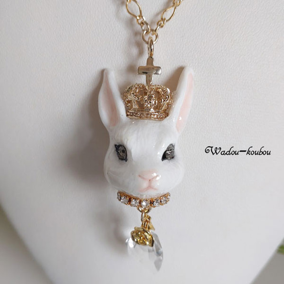 ウサギの戴冠式ネックレス（送料無料） 4枚目の画像