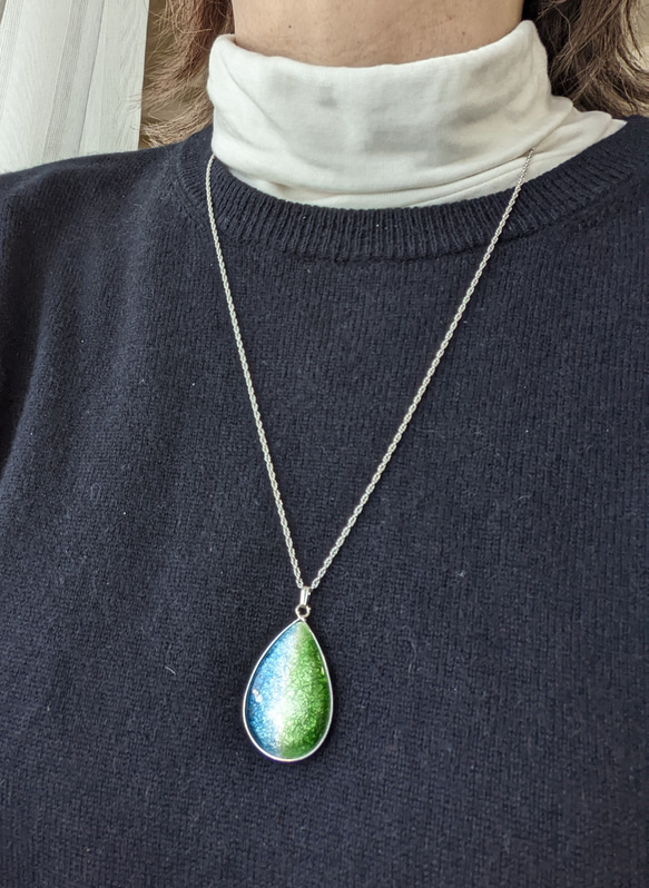 再販  七宝焼ペンダント「海と森」 3枚目の画像