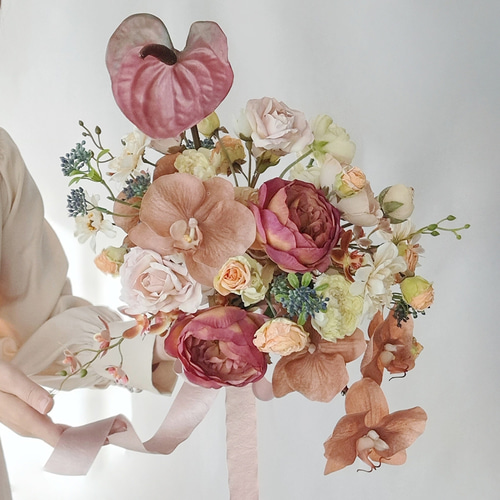 胡蝶蘭とアンスリウムのウェディングブーケ&ブートニア❀アーティ