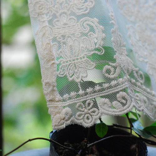 カフェカーテン☆シルクロードに想いを馳せて、窓辺に漂う異国気分