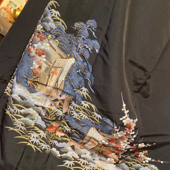黒留袖 洗える 化繊 着物 和 モダン ハンドメイド リメイク ワンピース ドレス 黒/ブラック TKW-24 9枚目の画像