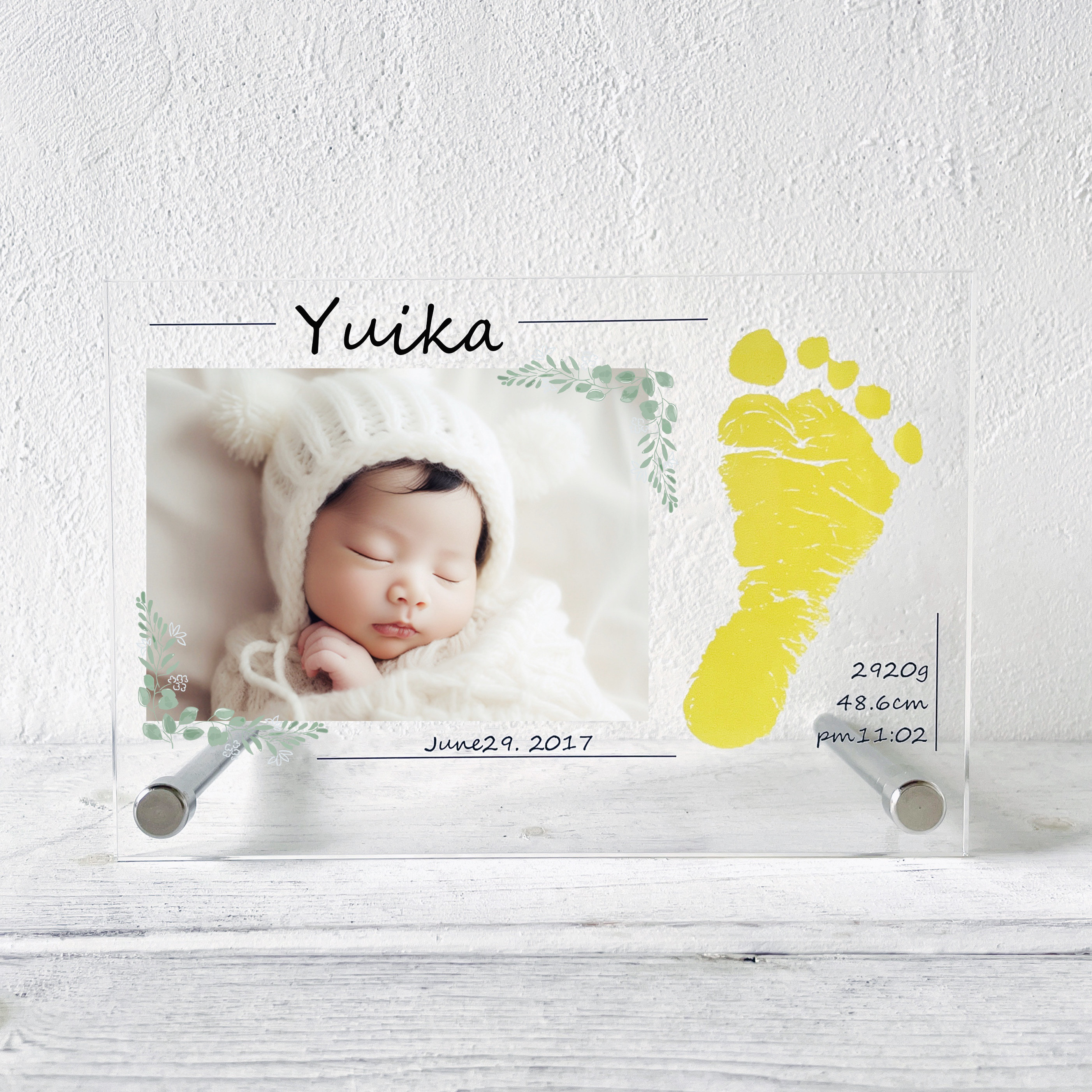 選べる色！●赤ちゃん足形●写真付！【命名書 新生児〜】アクリルフォトスタンド横 leaf（足形7cm前後まで）
