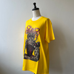 『海鮮四姉妹・擬態仕損じたタコ婦人の肖像』　ユニセックス Tシャツ 2枚目の画像