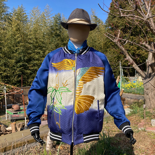 オーダー品】着物リメイクスカジャン リバーシブル 鷹横振り刺繍 産着