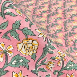 【50cm單位】粉黃花印度手版印花布料棉質 第5張的照片