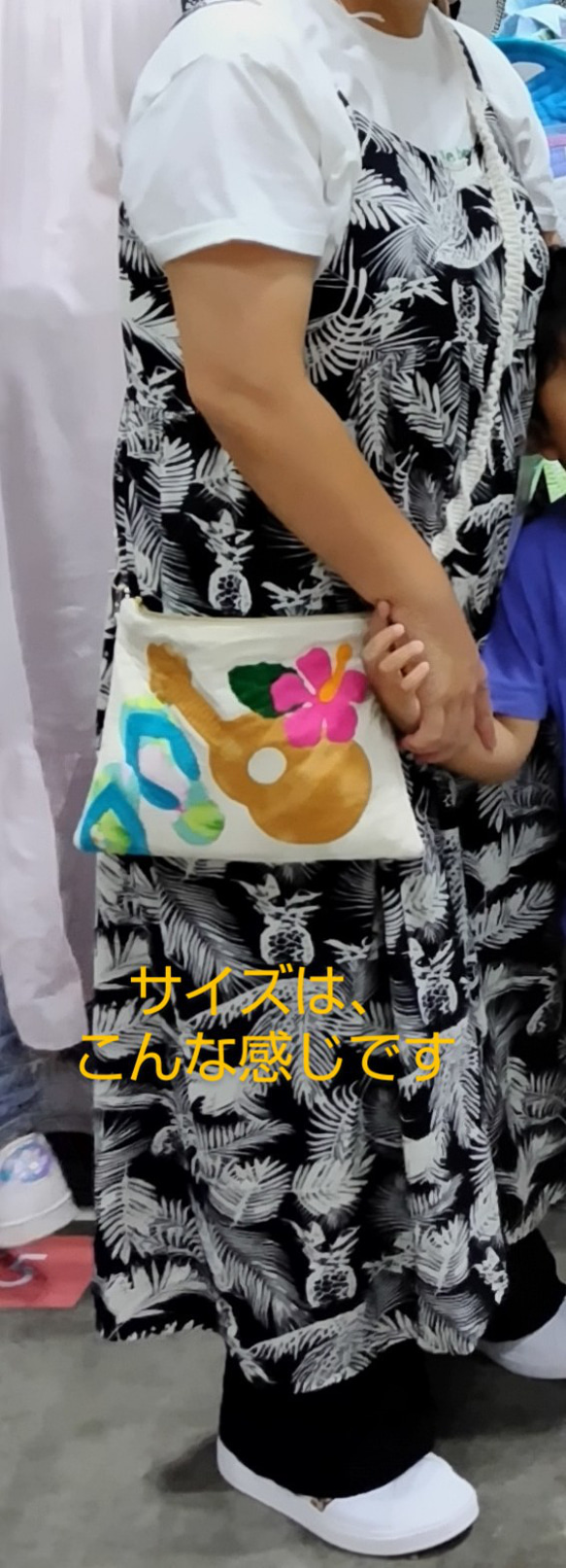 【ハワイアンキルト】ホヌのクラッチバッグ（水色） 8枚目の画像