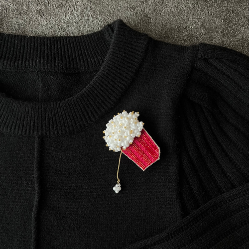 ポップコーンのブローチ オートクチュール刺繍 ブローチ La mienne
