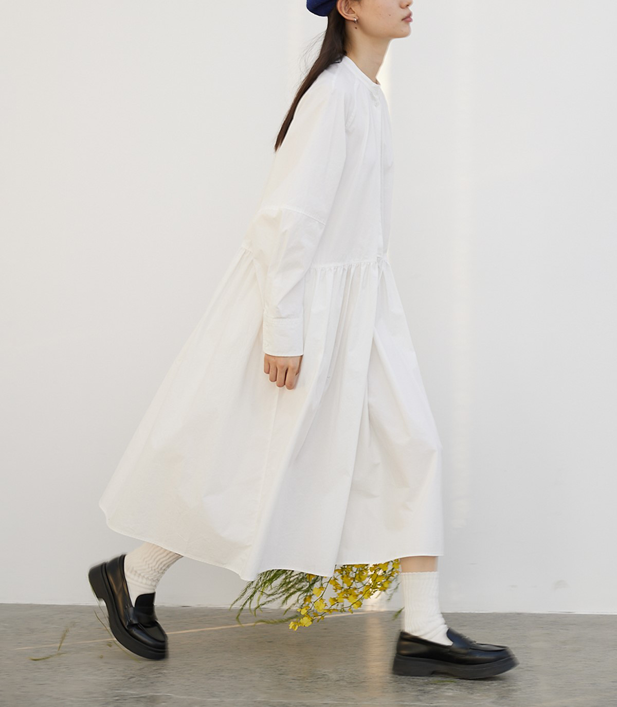 【即納】ふわりと広がる爽やかナチュラル ギャザー入りコットンワンピース 11,100円