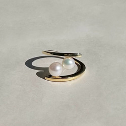 淡水パールのツイストリング ２粒のパール フォークリング 2枚目の画像