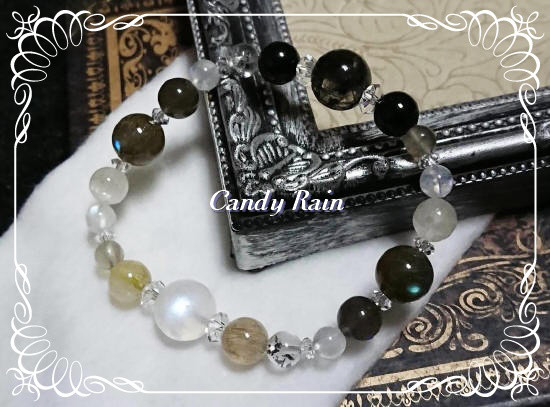 *** Ω(Ohm) ***(陰陽ブレスレット・シリーズ )<具現化・保護・インスピレーション>