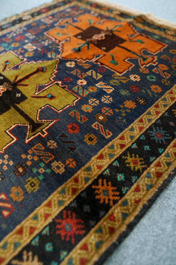 111×82 トライバルラグ　ペルシャ絨毯　ヴィンテージラグバルーチ 手織りラグ 5枚目の画像