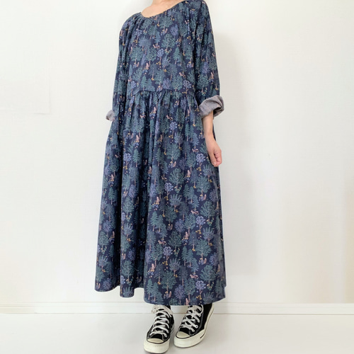 オオカミの森*ゆったり長袖ワンピース*フクロウ きのこ ツリー オオカミの森*ゆったり長袖ワンピース*フクロウ きのこ ツリー