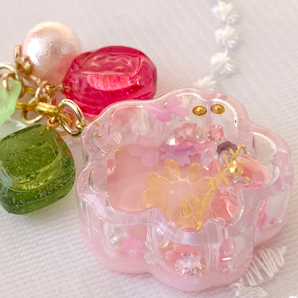 Man レジンキーホルダー お花シェイカー SnowMan レジンキーホルダー お花シェイカー