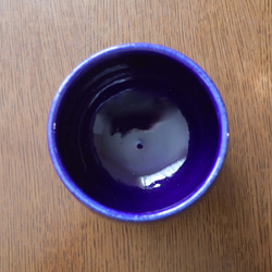 ころんと丸い 瑠璃硝子釉の陶カップ 6枚目の画像