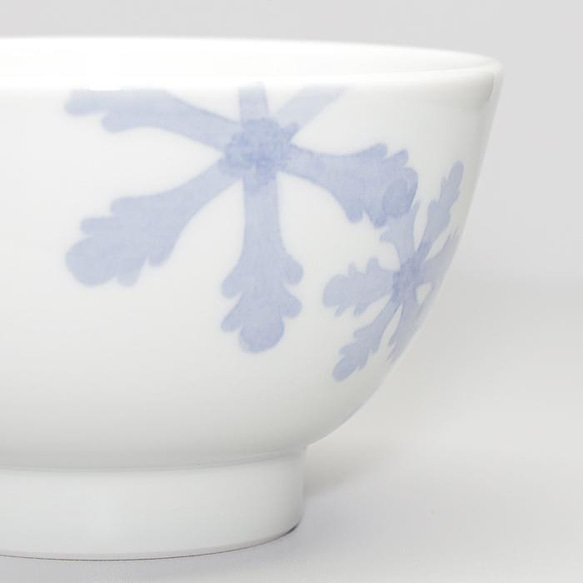 砥部焼 おしゃれ 「茶碗　大　(雪柄)」飯碗 和風 陶器 手作り 窯元 素器工房 suki-205 5枚目の画像