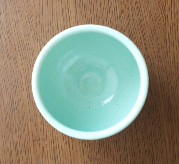 ころんと丸い 水色硝子釉の陶カップ 7枚目の画像