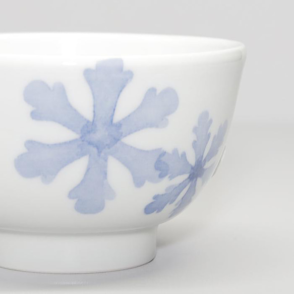 砥部焼 おしゃれ 「茶碗　小　(雪柄)」飯碗 和風 陶器 手作り 窯元 素器工房 suki-210 5枚目の画像