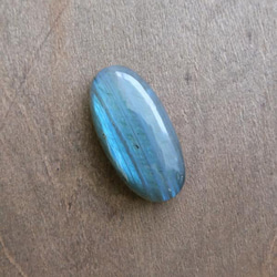 ラブラドライト（マダガスカル産）天然石 ルース・カボション （約30×14×7mm）ブルーに輝くシラーが魅力　c0350 3枚目の画像