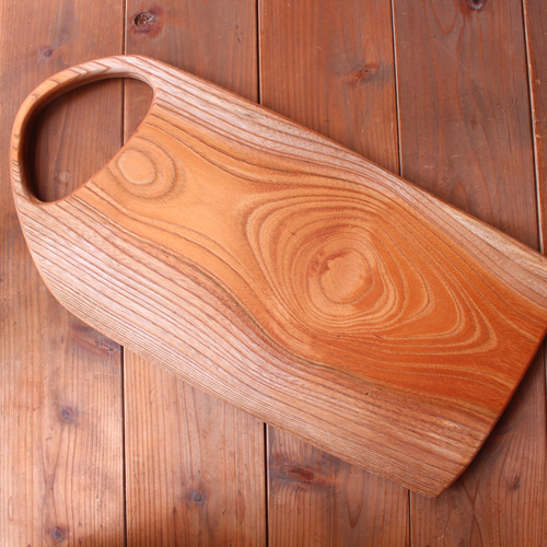 ケヤキのカッティングボード【1108】 まな板・カッティングボード 木の
