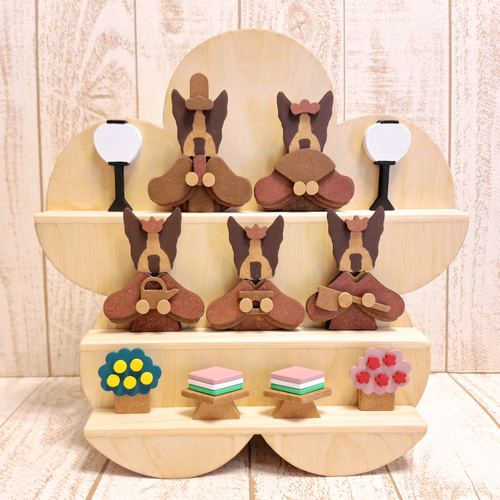 ②御雛様　三段飾り(別出品との3セット商品) ①御雛様三段飾り(別出品との3セット商品)