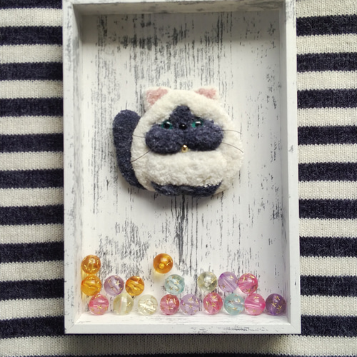 受注製作】猫の刺繍ブローチ 7種類 ねこ ネコ ブローチ haniho