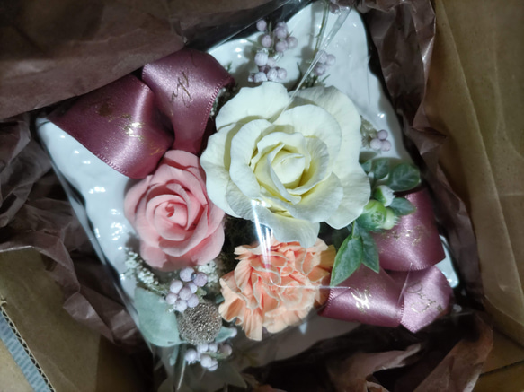 粘土のバラとカーネーション　上品なアレンジメント　２WAY　母の日、結婚記念日にも 7枚目の画像