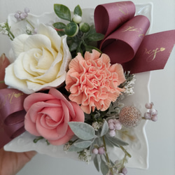 粘土のバラとカーネーション　上品なアレンジメント　２WAY　母の日、結婚記念日にも 4枚目の画像