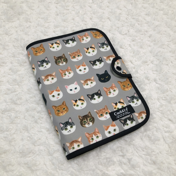 1752．大人可愛い ねこ猫ネコ柄 母子手帳ケースM 手帳カバー 再販