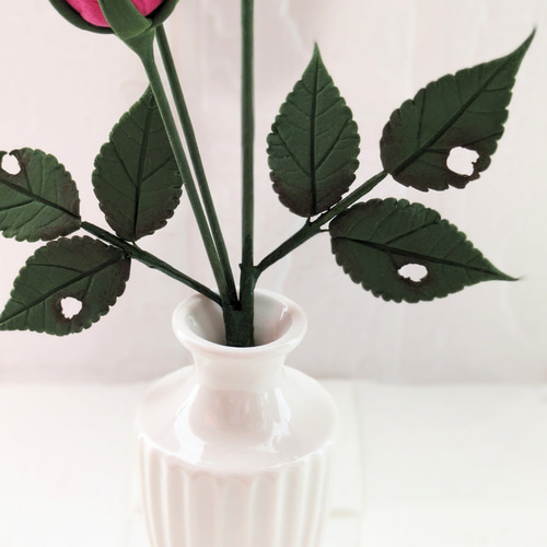 ひろりん】クレイフラワー♡リボン台の薔薇の壁掛け ひろりん様専用