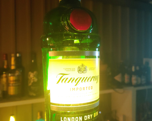 タンカレー　ボトルペンダントライト 08e9f55c689a557ac6e5ec1d1fef72